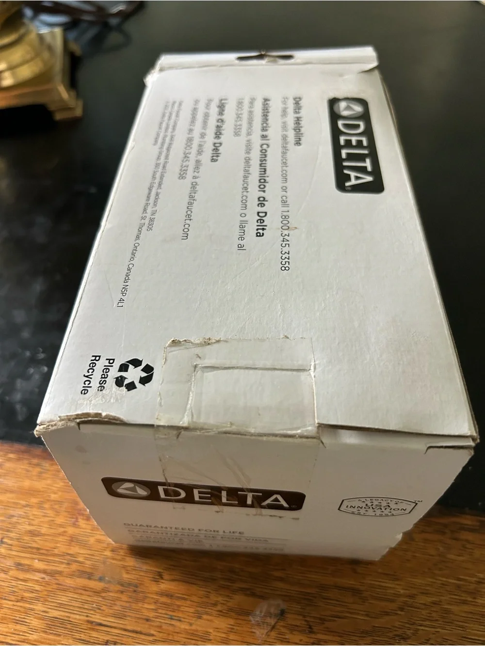DELTA Chrome Tissue Holder with Assist Bar